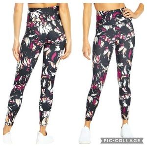 Balance Collection medium magenta lust stained abstract leggings New
